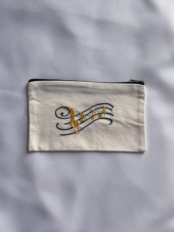 IMG_4708 Music notes embroidred pen case