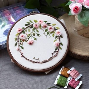 Pink roses embroidery hoop🌸