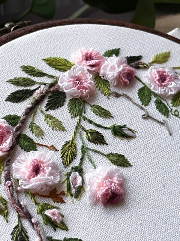 Pink roses embroidery04 Pink roses embroidery hoop🌸