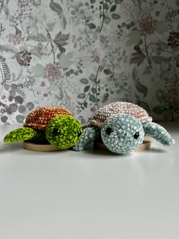 Turtle plushie amigurumi