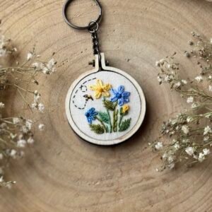 Daisy embroidered mini hoop keychain
